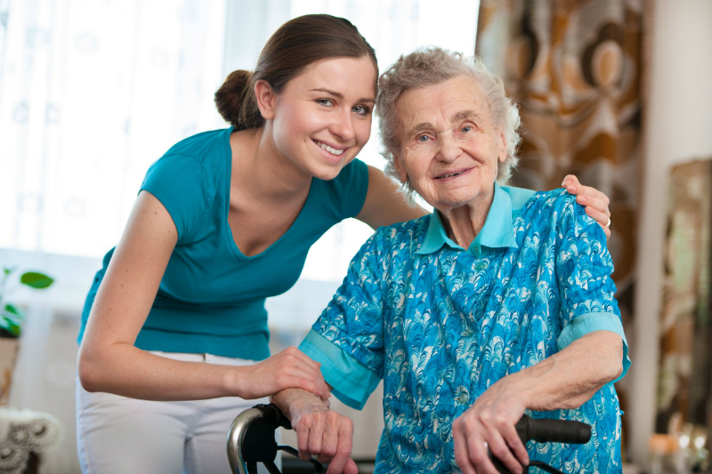 How Elderly Care Near Melbourne, FL, Improves Seniors’ Quality of Life
